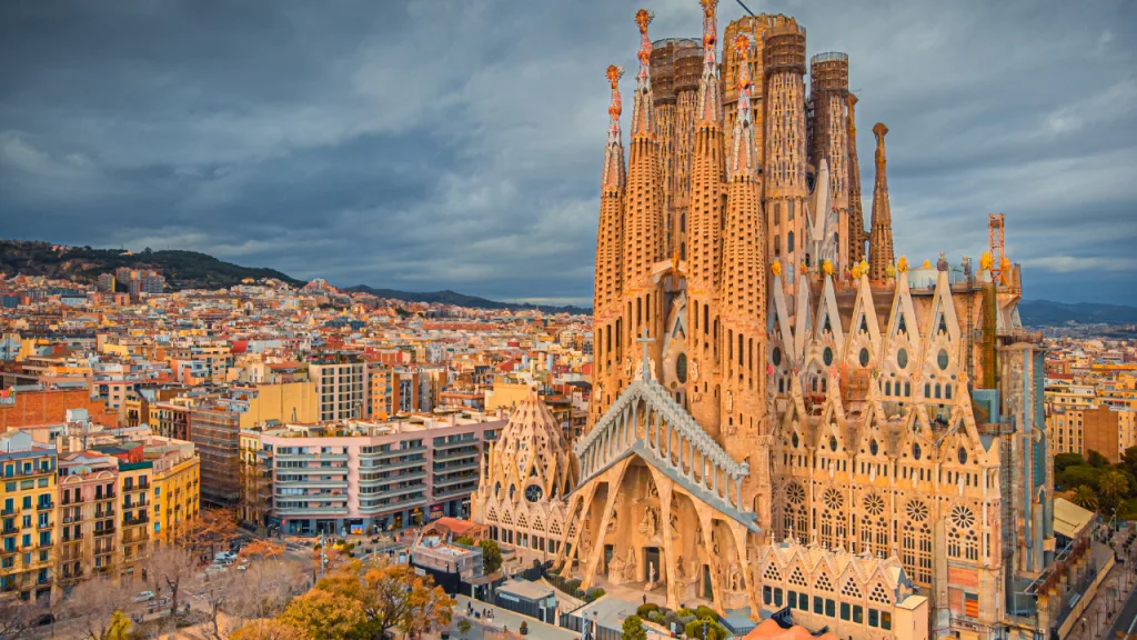 Centre of Barcelona Health Insurance Barcelona, C1 broker Spain